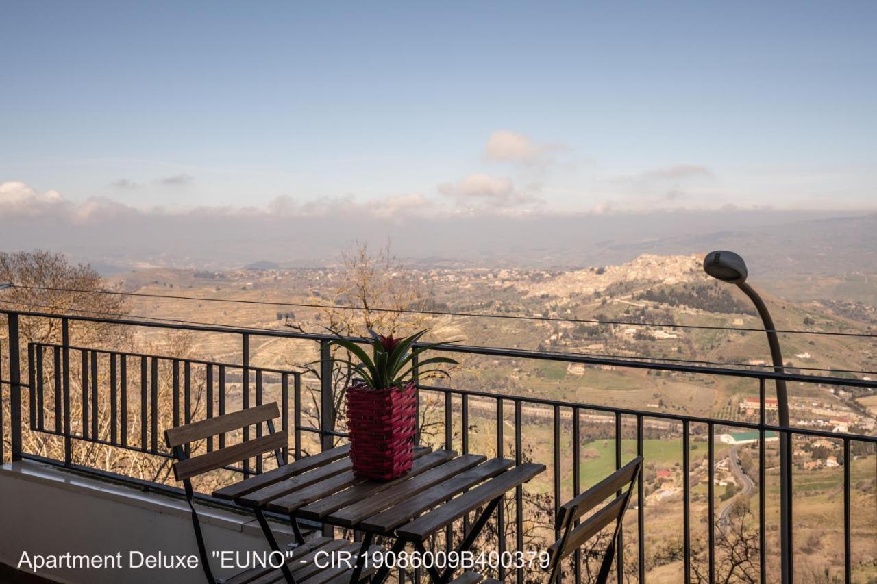 Rocca Di Cerere "Rocca Da Zeru" Apartments Энна Экстерьер фото